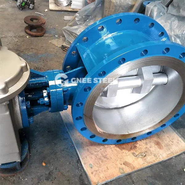 Butt zvar trojnásobne posunuté motýľové ventily